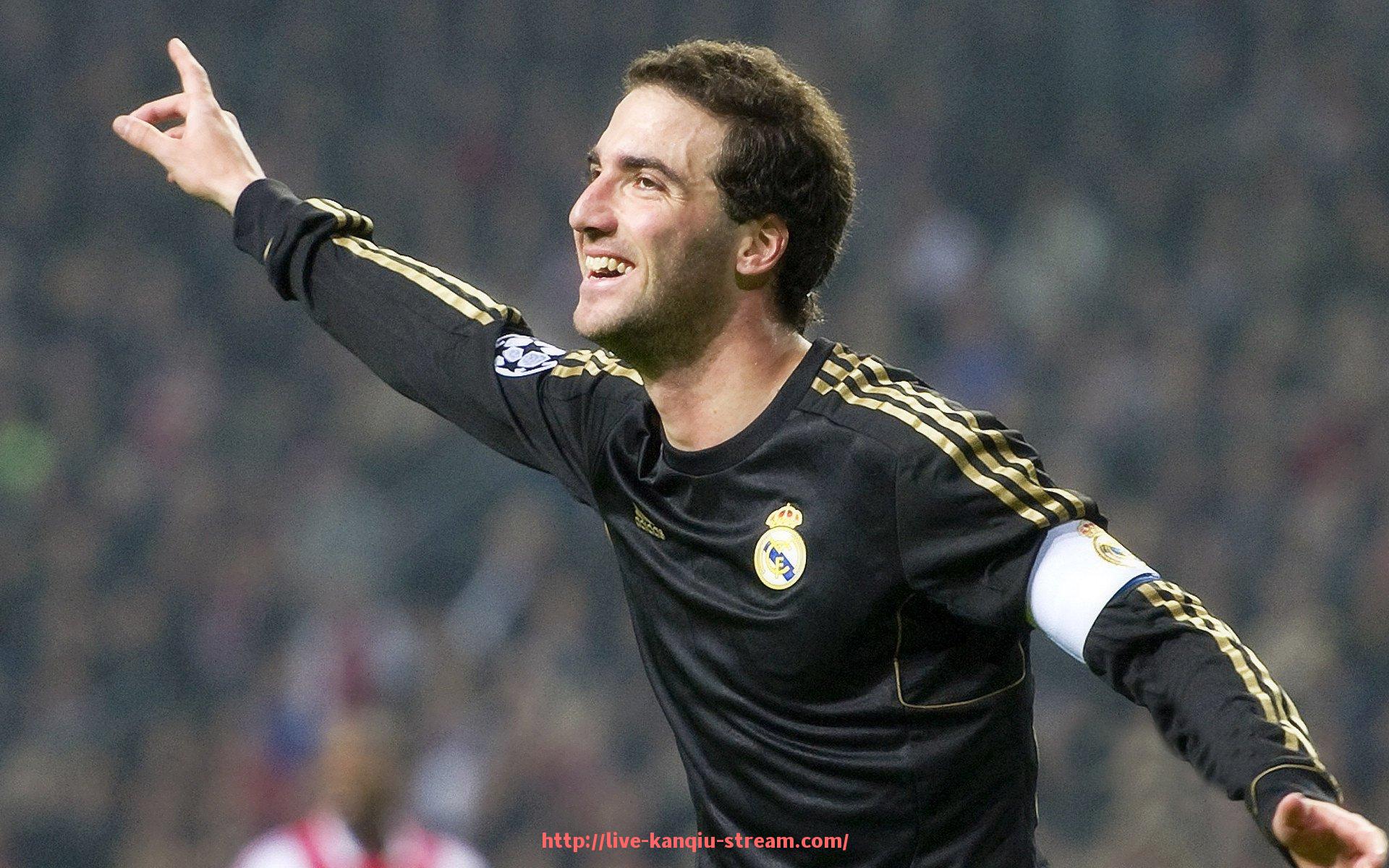 看球直播-火箭队毒蛇队中锋对比及核心数据分析